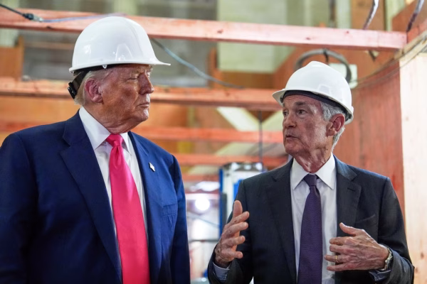 Jerome powell clash donald trump news today naow