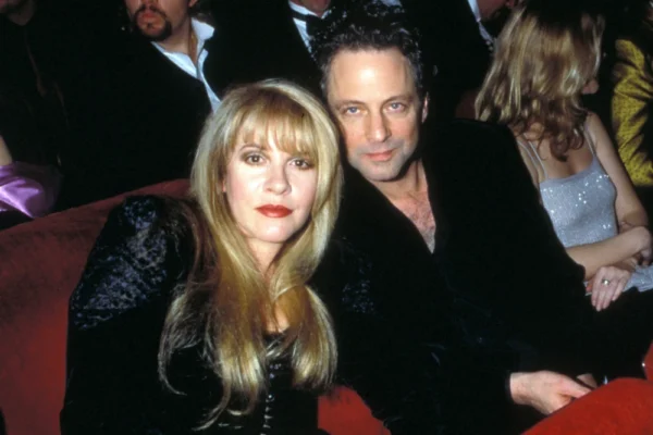 Stevie Nicks and Lindsey Buckingham! Magic, Memory, and a Possible Reunion Stevie nicks and lindsey buckingham naow romance news