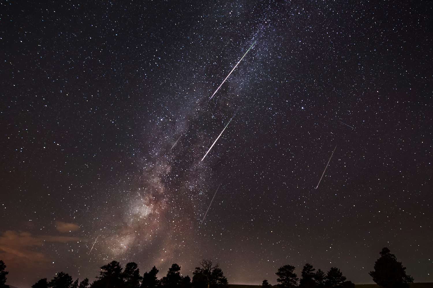 Perseids meteor shower tonight naow feels nao noah